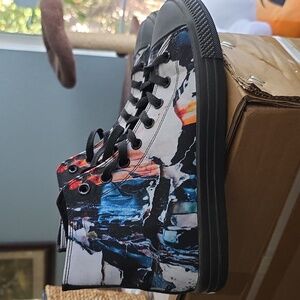 Street Art - Colorful High-Top Sneakers